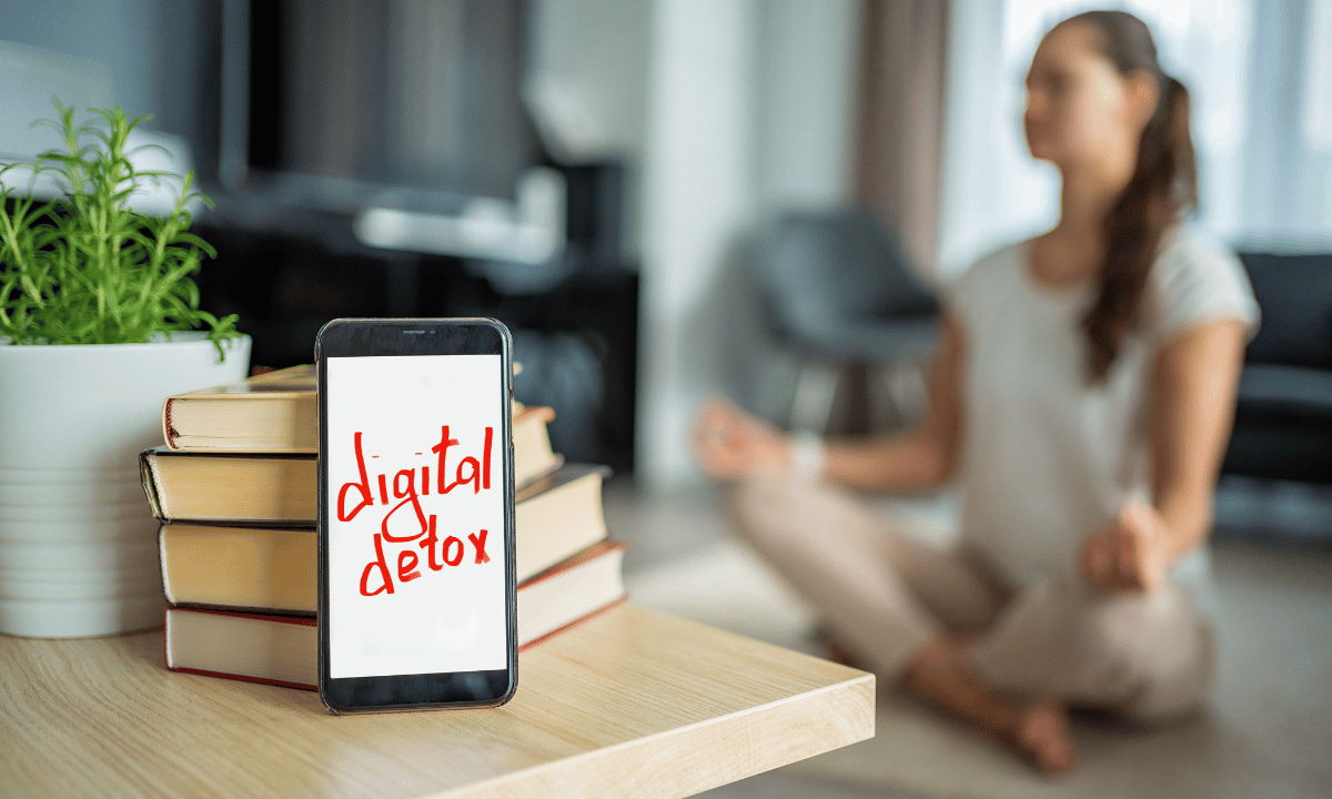 Digital Detox & Mindfulness | Reclaim Mental Space